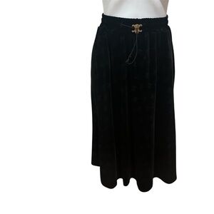 Elegant Black Velvet Skirt